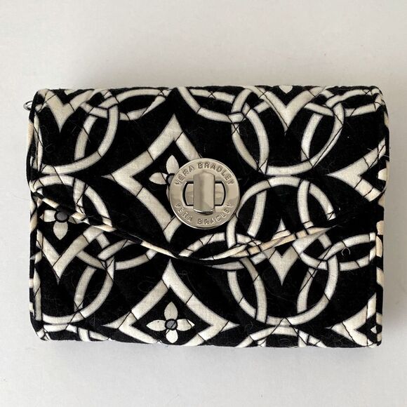 Vera Bradley Black and Cream Patterned Quilted Wallet Turn Lock - Picture 1 of 12